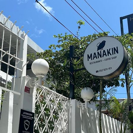 Manakin Hostal & Resto Manta Exterior photo
